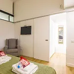 Alcam Les Corts 아파트