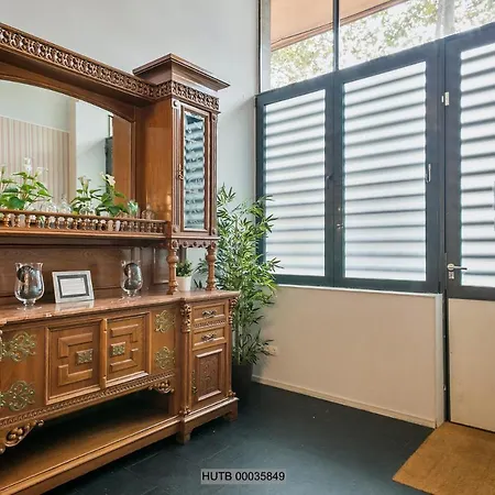 Alcam Les Corts Apartment Barcelona