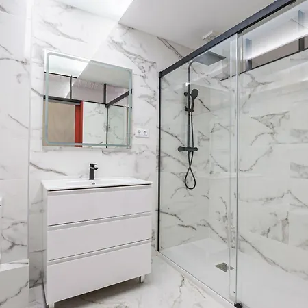 Alcam Les Corts Apartment Barcelona